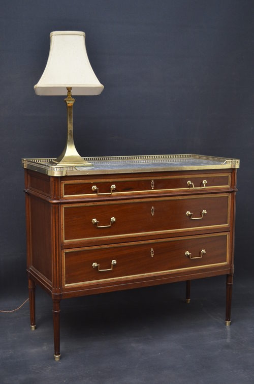 French Commode - Chest of Drawers sn2710