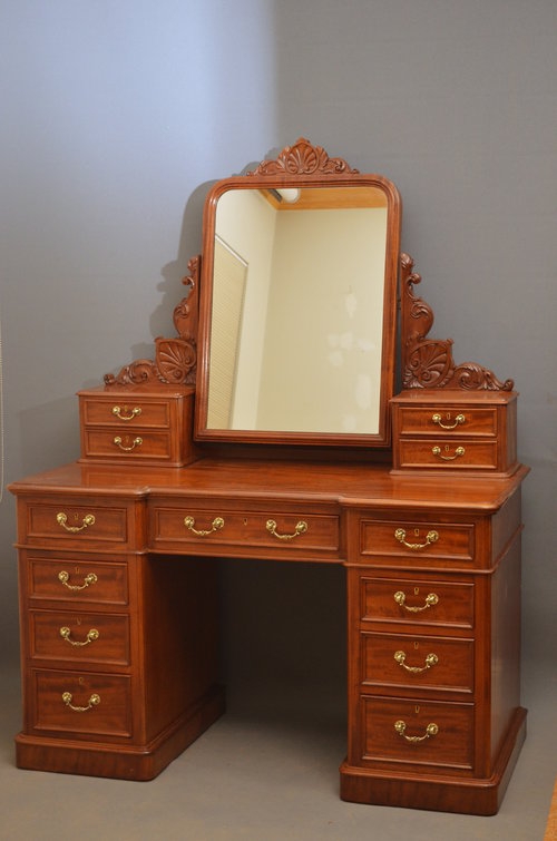 Superb Victorian Dressing Table Sn2943