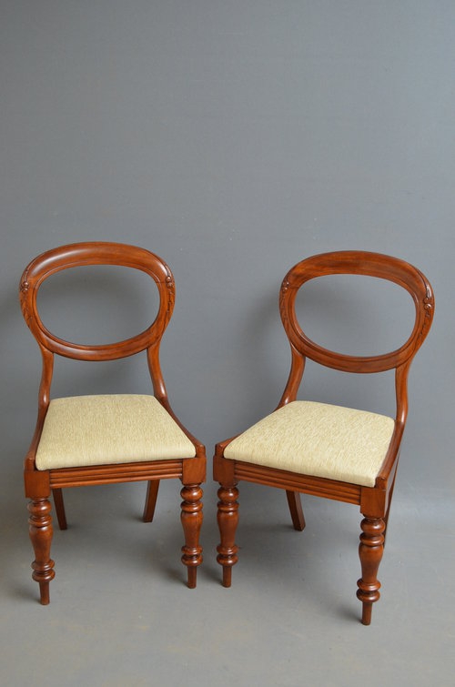 A Pair of Victorian Chairs Sn2895A 