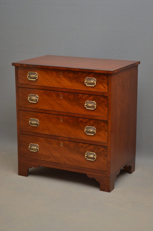 Small Regency Chest of Drawers  Sn3059 
