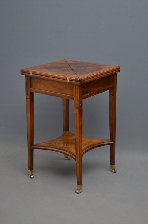 Small Victorian Games Table - Walnut Card Table Sn3067  