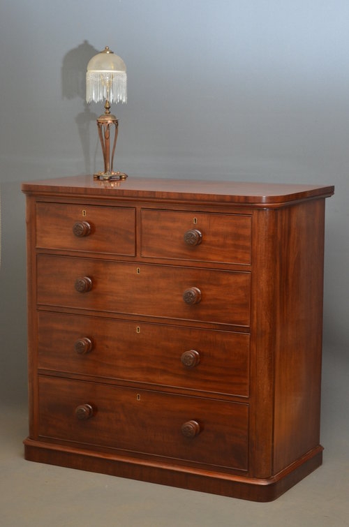 Fine Victorian Chest of Drawers in Mahogany Sn3191 