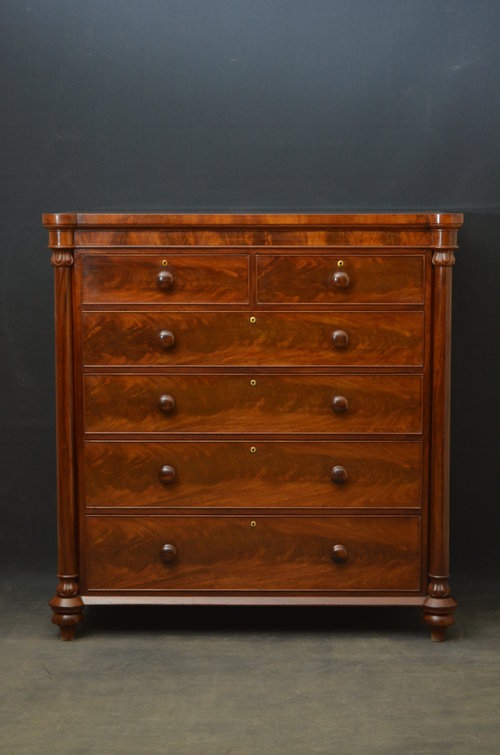 Early Victorian Mahogany Chest of Drawers Sn3158 