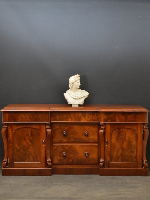 Exceptional Victorian Mahogany Sideboard Sn3173 