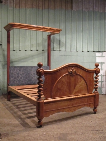 Antique ANTIQUE VICTORIAN SATIN BIRCH FULL BEDROOM SUITE WITH HALF TESTER BED C1880 