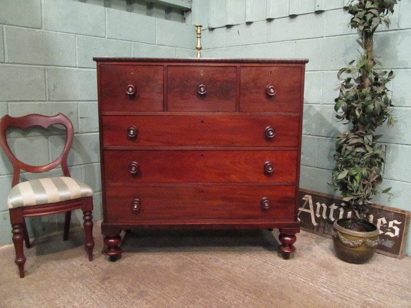 Antique Early Victorian Mahogany Chest of Drawers W4436/11.3