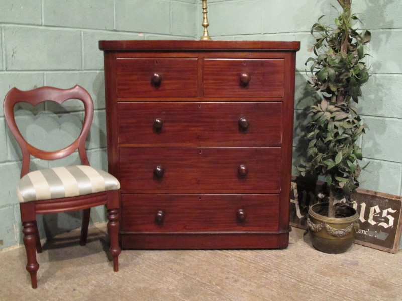 ANTIQUE VICTORIAN MAHOGANY CHEST OF DRAWERS W7147/30.10