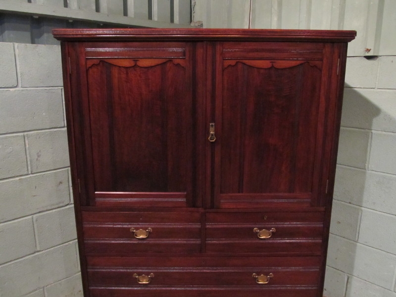 Antique Antique Edwardian Mahogany Linen Clothes Press c1900 w7210/10.
