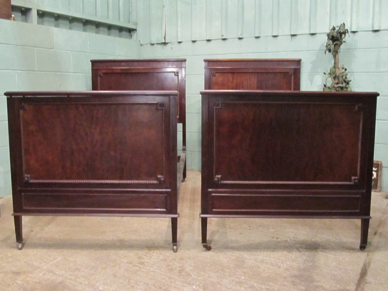 Antique Pair Edwardian Mahogany Chippendale Single Beds w7251/7.1
