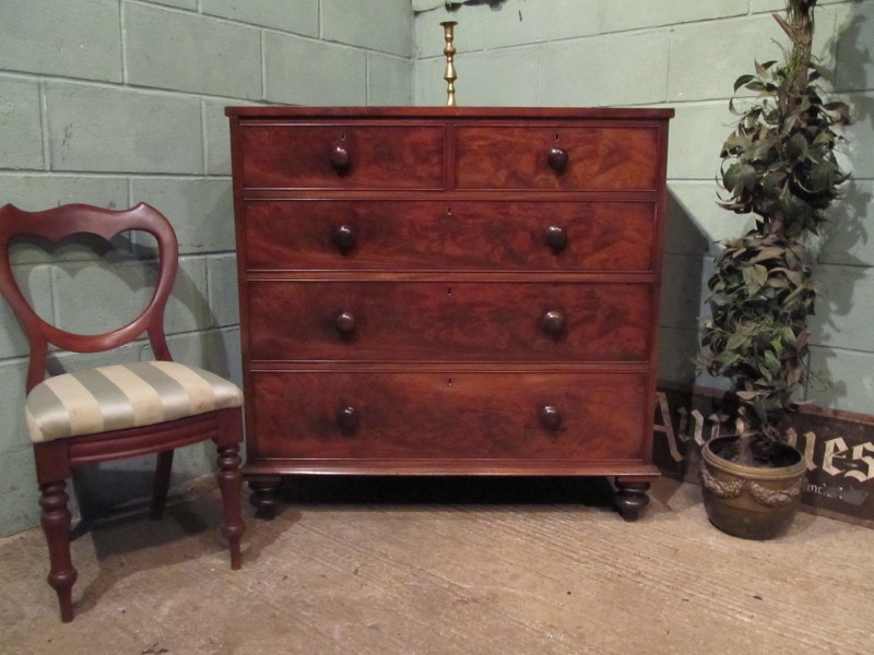 ANTIQUE VICTORIAN FLAMED MAHOGANY CHEST OF DRAWERS C1880 W7347/11.3