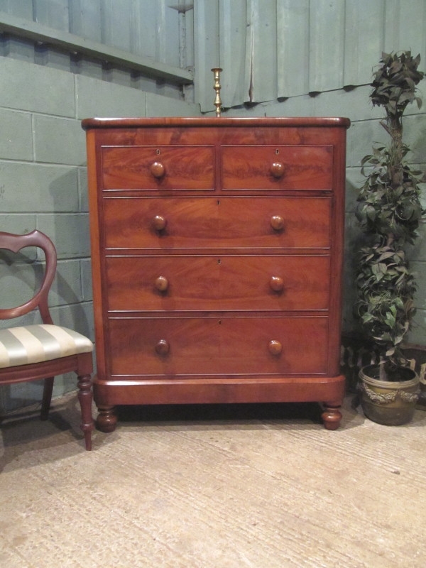 ANTIQUE VICTORIAN TALL MAHOGANY CHEST OF DRAWERS W7452/29.4