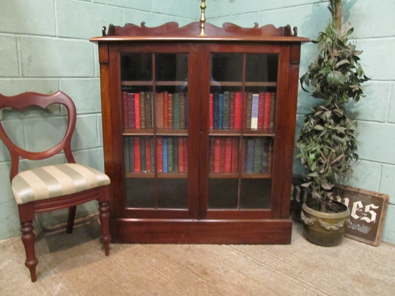 Antique Victorian Mahogany Astragal Glazed Bookcase c1880 w7395/8.7