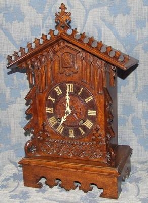 Superb Antique Black Forest Gothic Design Bracket Cuckoo Clock : Fully Working