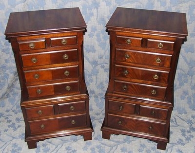 PAIR Mahogany Chest on Chest Pot Cupboards / Bedside Cabinets / Lamp Stands