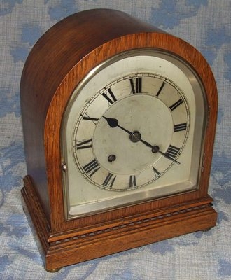 Antique Oak Striking Bracket Clock W & H : Chimes Hours & Once at Half Past