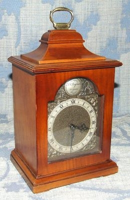 Walnut ROTHERHAM Bracket Mantel Clock : Presented by HAWKER SIDDELEY GROUP (22)