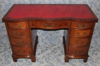 Traditional Antique Style Mahogany Reprodux Bevan Funnell Twin Pedestal Desk (16
