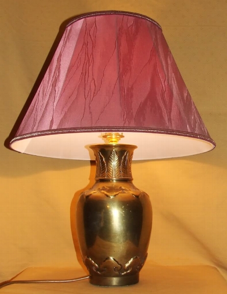 Quality Antique Style Brass Table Lamp : PAIR AVAILABLE