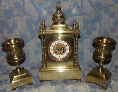 Stunning French Antique Cast Brass Bracket / Mantel Clock Garniture Set (67)
