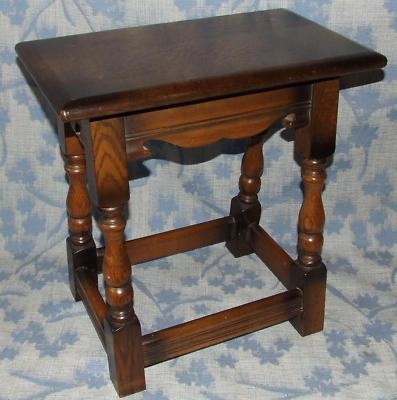 Antique Style Oak Joint Stool Table / Lamp Stand (2)