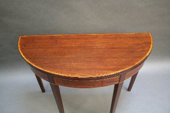 Antique George 111 tea / side table