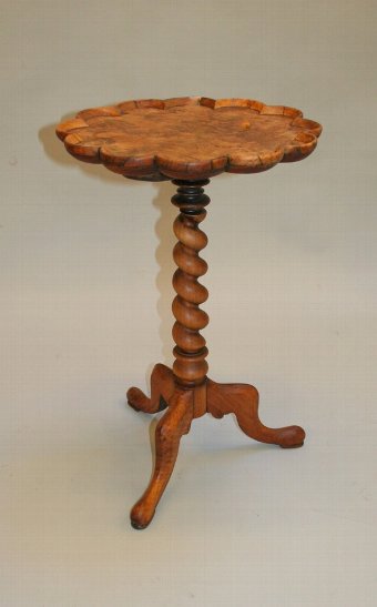Antique Victorian pedestal table