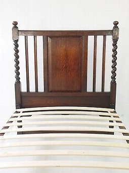 Antique Pair of Single Vintage Oak Beds - Small Gothic Wooden Antique Vono Bedsteads