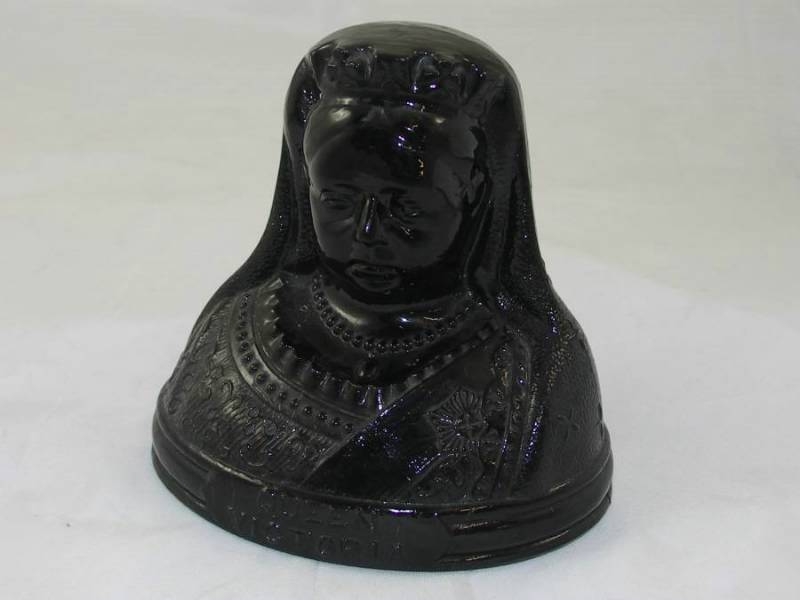 Rare Glass Bust Of Queen Victoria