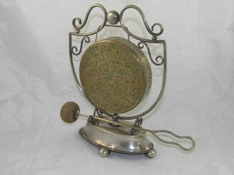Late Victorian Table Gong
