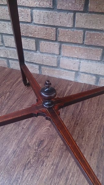 Antique victorian rosewood occasional table