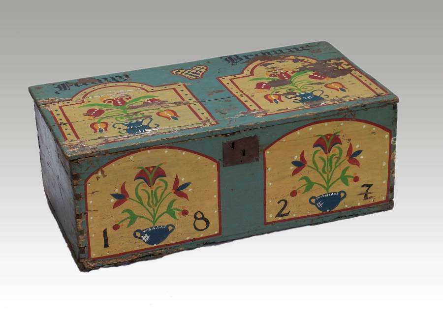Decorative C19 Pine Box Coffer Bout de Lit Trunk painted 
