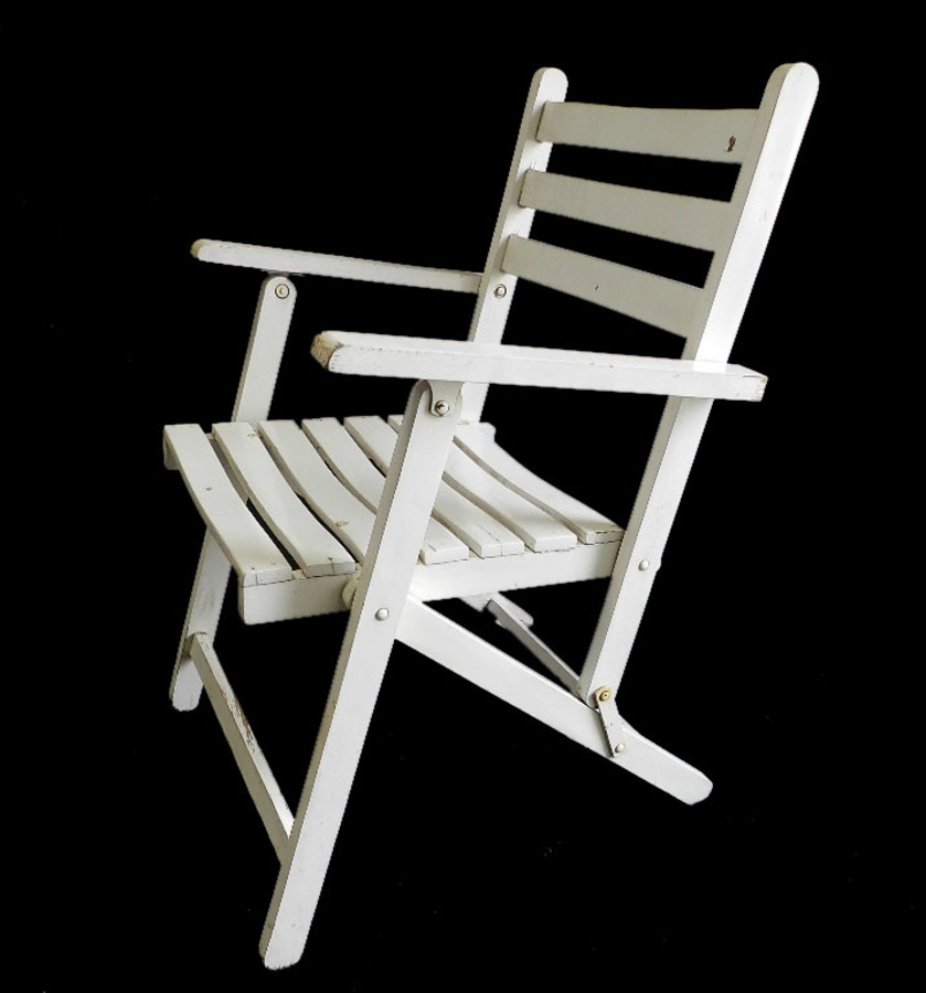 Set of 4 French Garden Chairs and Table Painted Wooden Folding Mid Century