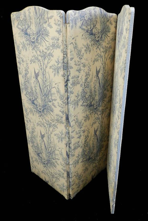 Antique French Vintage Decorative Dressing Screen Room Divider Toile de