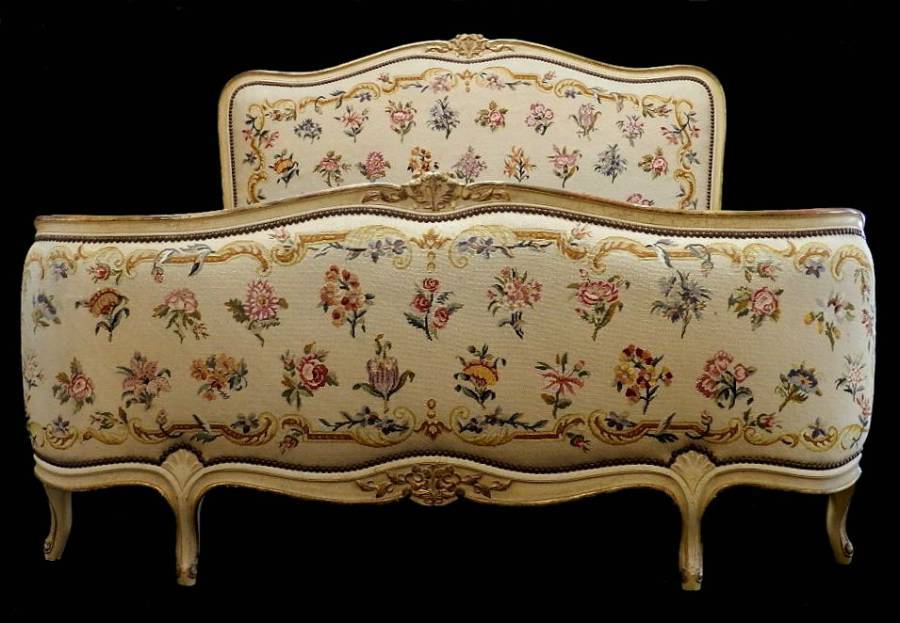 Exceptional French Corbeille Louis Double Bed  Base by Hugnet Paris