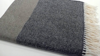100 Lambswool Throw No One