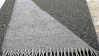 Antique 100 Lambswool Throw No One