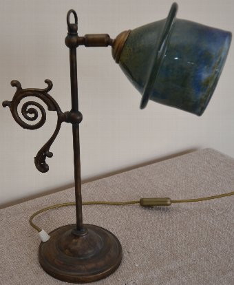 Antique Pretty Bronze shell art deco lamp