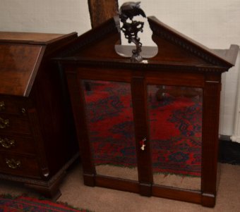 Antique English bureau cabinet/ bookcase/ secretary in mahogany 