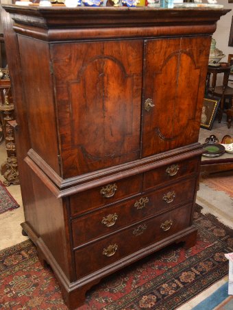 Beautiful Georgian Clothes or Linen Press