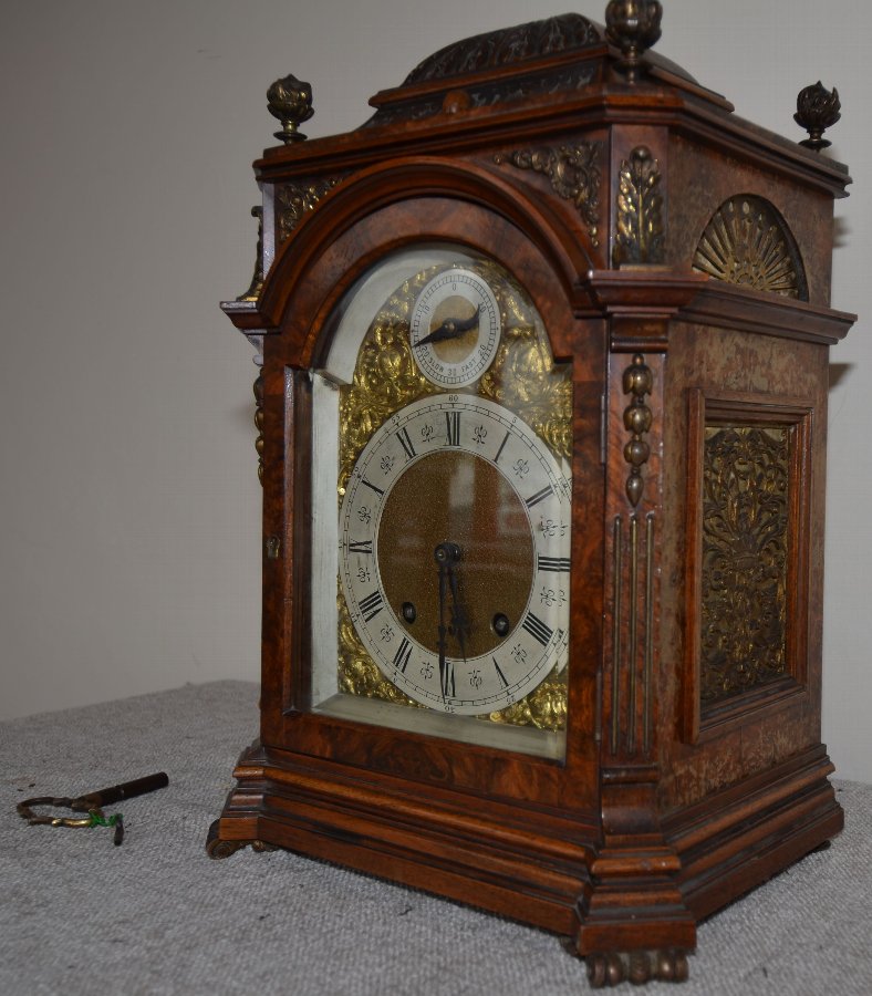 Antique Burr Walnut Lenzkirch 1/4 Striking bracket Clock | ANTIQUES.CO.UK