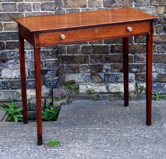Circa 1790 Georgian Mahogany Side Table