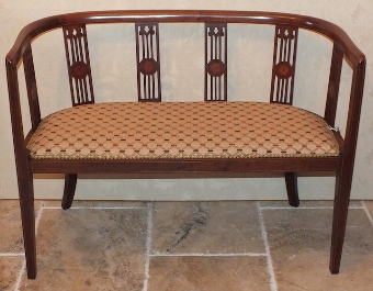 Edwardian tub settee