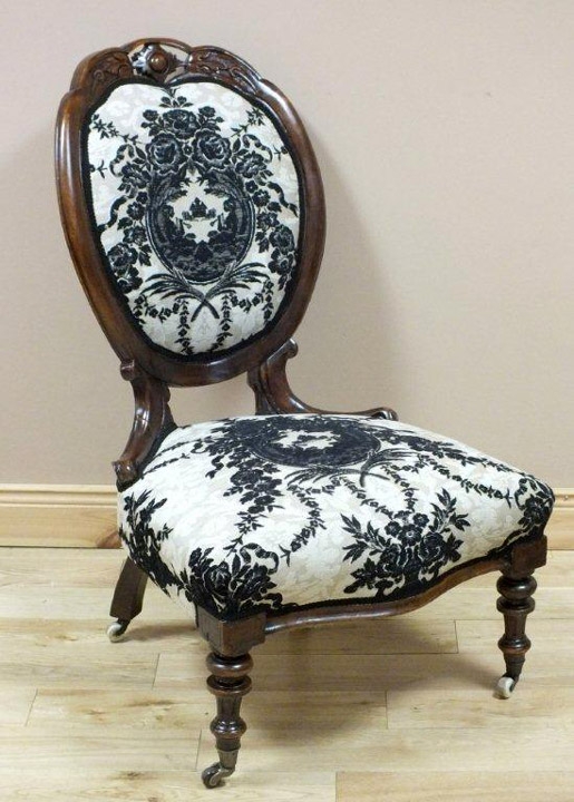 Antique Victorian ladies spoonback chair
