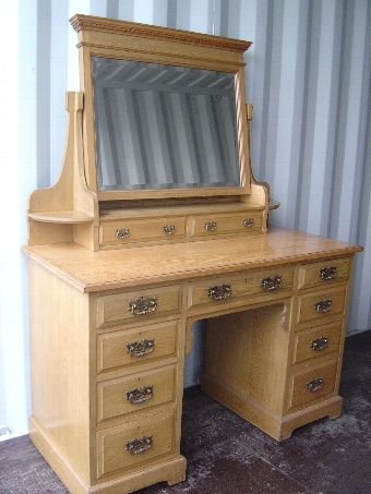 A Late 19th Century Victorian Ash Dressing Table