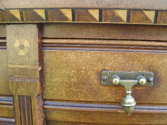 Antique A Victorian Mahogany Kneehole Writing Desk