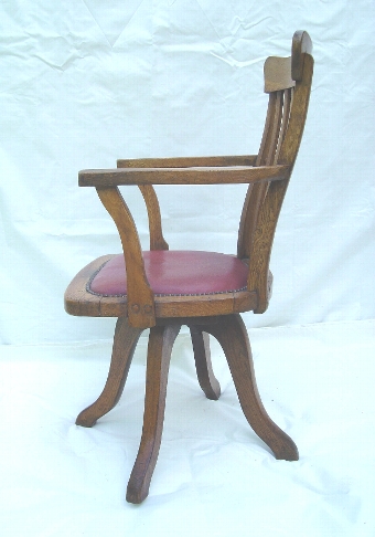 Antique An Edwardian Oak Swivel Office Chair