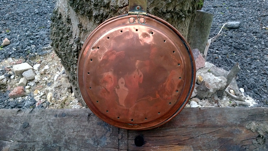 Antique Victorian Copper Warming Pan with original handle
