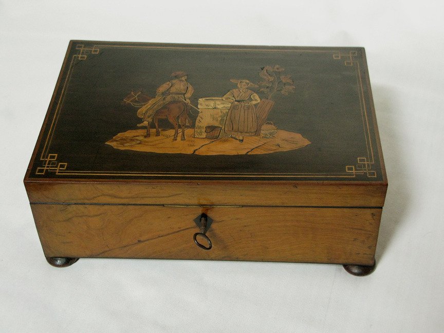 Antique Sorrento Olive Wood Box