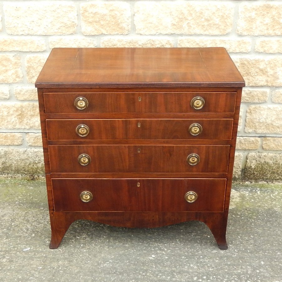 Small Edwardian Mahogany Chest of Drawers