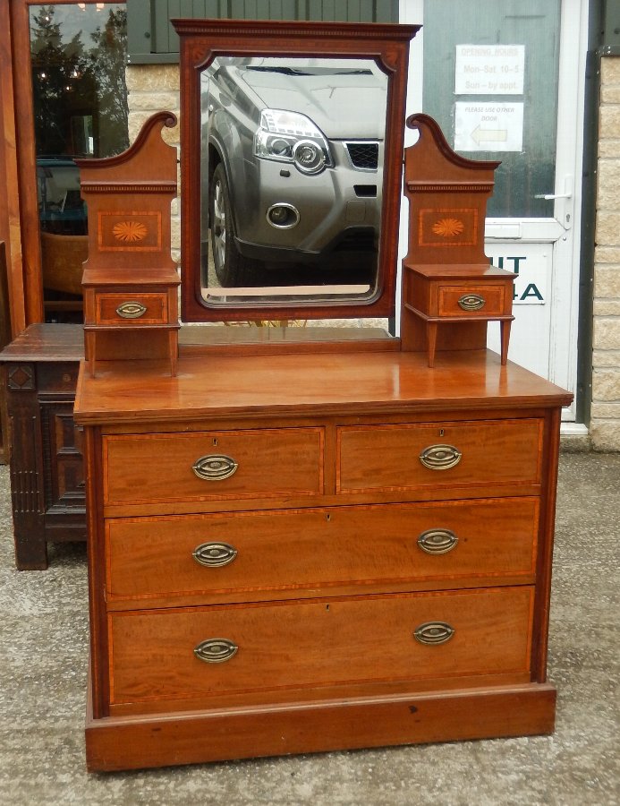 Edwardian Mahogany Iand Inlay Dressing Table